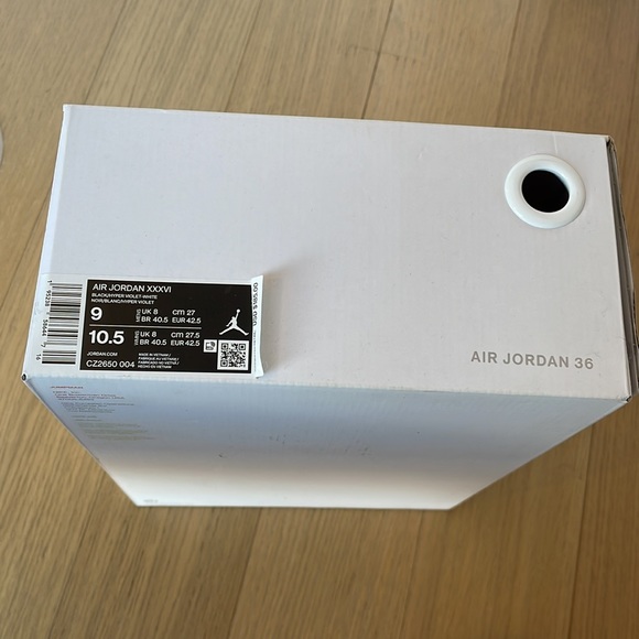 Air Jordan XXXVI in Black and Hyper Violet - Picture 8 of 8